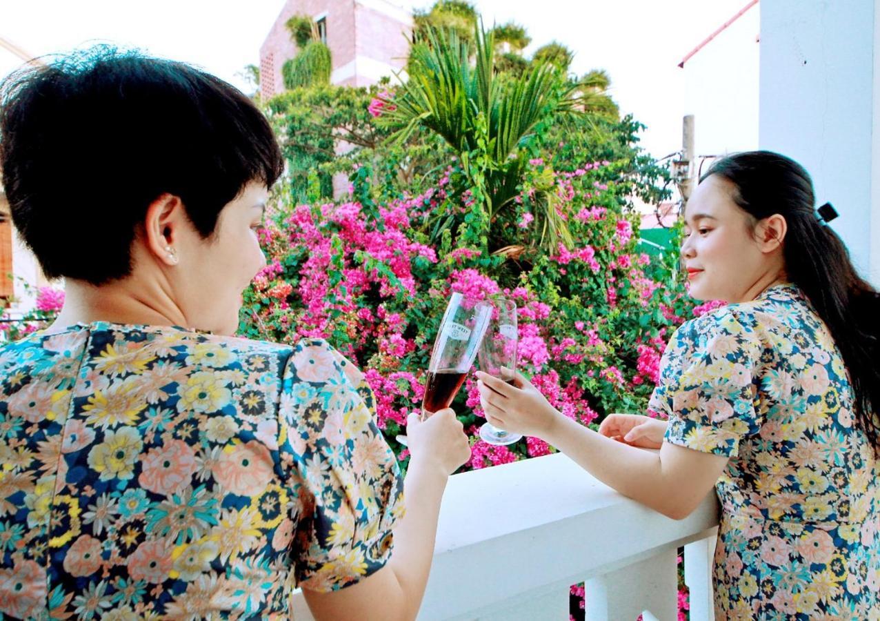 ลาวิลา โฮมสเตย์ ฮอยอัน ภายนอก รูปภาพ
